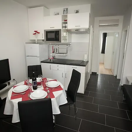 Appartement Natella *